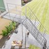Podesttreppe Intercon® Hollywood | Streckgitter Edition mit Sonderpodest