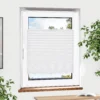 Jalousiescout Pure Plissee Premium in der Farbe Weiß und der Größe 95 x 90 cm: Das leicht lichtdurchlässige
