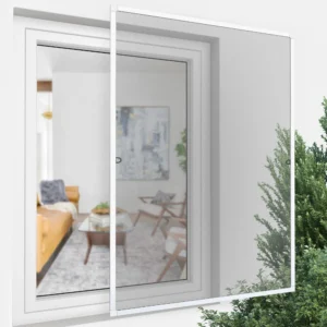 Insektenschutz Spannrahmen-Fliegengitter Profi Line 120 x 150cm in weiss (RAL 9016) für Fenster aus dem Hause JAROLIFT. Der Spannrahmen ist für Fenster mit einer Größe von max. 120 x 150 cm geeignet und kann selbst einfach auf die benötigte Fenstergröße gekürzt werden. Das Fenster Insektenschutz-Fliegengitter schützt vor Mücken