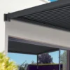 Pergomondo Wandmontageset für Pergolen Transformieren Sie Ihren Außenbereich mit dem Pergomondo Wandmontageset - der ultimativen Lösung für die Montage Ihrer Pergola an der Wand. Dieses Set ist speziell dafür konzipiert