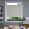 Elegance Plissee auf Maß - für Sie nach Wunschmaß gefertigt. Das Elegance Plissee von VICTORIA M nach Maß steht für höchste Qualität und modernes Design mit Aluminiumprofilen und ergonomischen Griffen. Das Faltrollo lässt sich nach oben und unten bedienen und perfekt dem Sonnenstand anpassen. Ein innovativer Spannschuh erleichtert Ihnen das Spannen und Nachspannen Ihres Plissees. Die diagonale Schnurverspannung sorgt für einen besonders stabilen Halt. Die Spannschnur verläuft seitlich an der Glasleiste