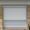 Vorbaurollladen Hybrid nach Maß | Insektenschutz- / Screen Rollo. Wahlweise integriert: Insektenschutzrollo oder Screenrollo. Aluminium-Führungsschienen. Kunststoff- oder hochwertige Aluminiumlamellen. 30 verschiedene Lamellenfarben verfügbar (u.a. Holzoptik). Auch als Fenster- und Türkombinationen möglich. Der All-in-One-Rollladen – mit integriertem Insektenschutz oder Screenrollo Dein Vorteile * Exklusiv bei Jalousiescout: Integriertes Screenrollo schützt vor Sonnen & Insekten * Doppelläufige Alu-Führungsschienen mit 3 Kastenformen * 30 Lamellenfarben für Alu & Kunststoffprofile * Markenmotoren mit Zeitschaltuhren oder Funk & Smartphone bedienbar * Genieße frische Luft und natürliche Belüftung ohne Insektenplage * Einfachste Nutzung. Sonnenschutz und Insektenschutz wann du es auch brauchst – ohne Klemmrahmen